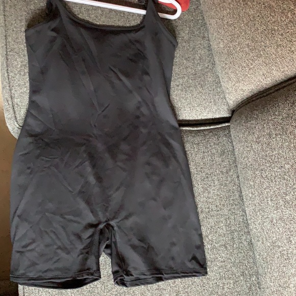 American eagle body suit - Picture 2 of 4